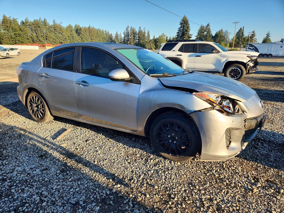 Снимка 4 от търг – 2012 MAZDA 3 с VIN JM1BL1UG2C1611059