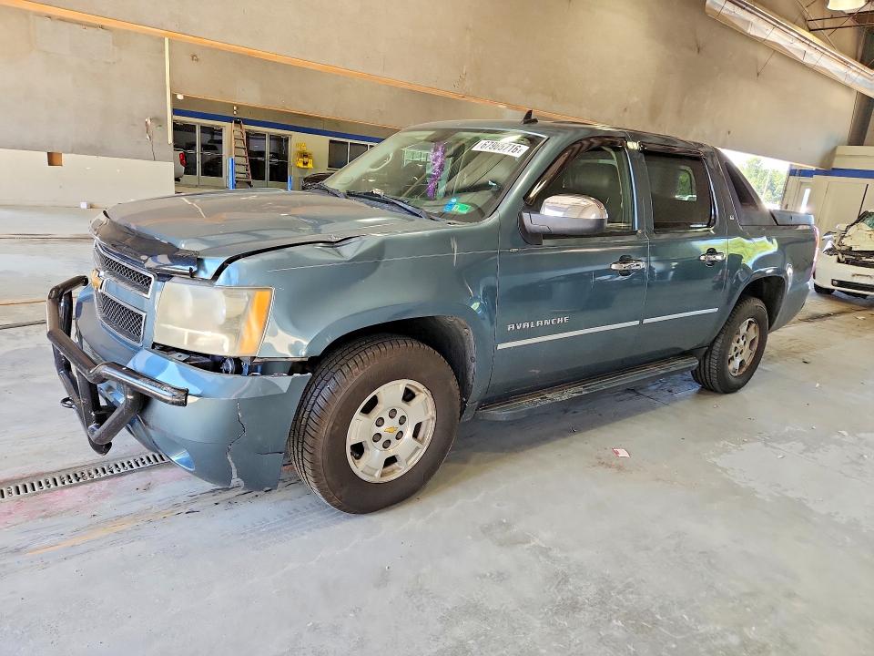 2010 CHEVROLET AVALANCHE - Търг №67965716