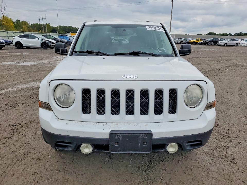 Photo 5 from auction – 2012 JEEP PATRIOT with VIN 1C4NJRFBXCD608489