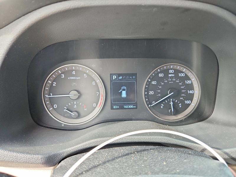 Photo 9 from auction – 2018 HYUNDAI TUCSON with VIN KM8J33A29JU633938