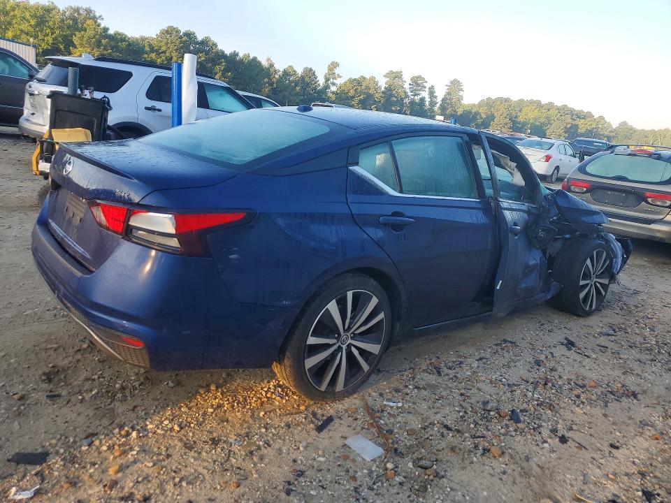 Снимка 3 от търг – 2022 NISSAN ALTIMA с VIN 1N4BL4CV1NN356360
