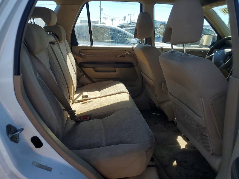 Photo 11 from auction – 2005 HONDA CR-V with VIN JHLRD68595C003955