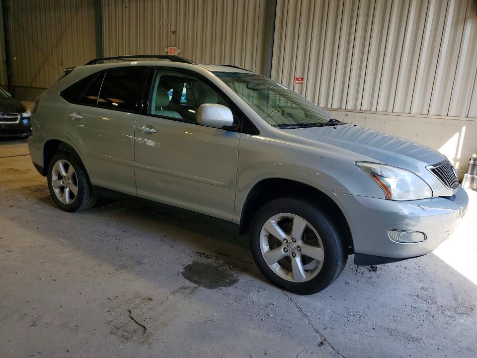 Zdjęcie 4 z aukcji – 2005 LEXUS RX z VIN 2T2HA31U15C043337