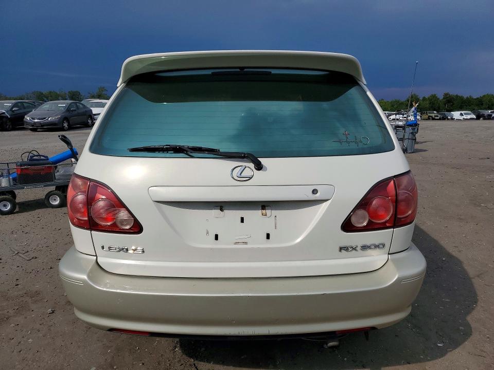 Photo 6 from auction – 2000 LEXUS RX with VIN JT6HF10U6Y0149719