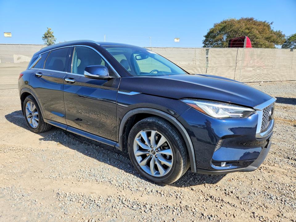 Photo 4 from auction – 2019 INFINITI QX50 with VIN 3PCAJ5M18KF147799