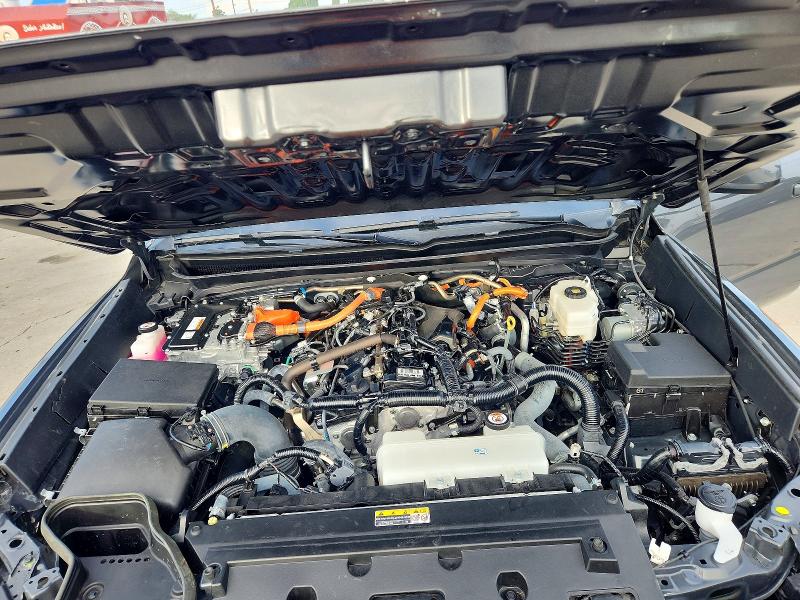 Photo 11 from auction – 2025 TOYOTA TACOMA with VIN 3TYLC5LN2ST033160