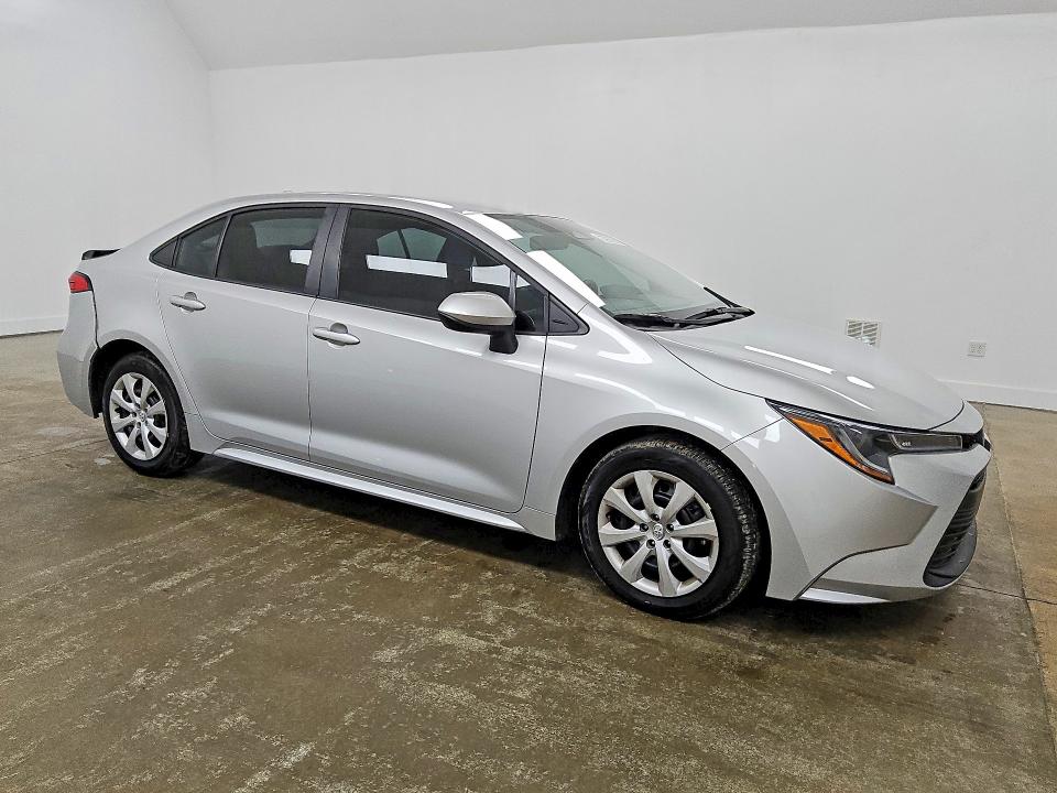 Photo 4 from auction – 2025 TOYOTA COROLLA with VIN 5YFB4MDE4SP354803