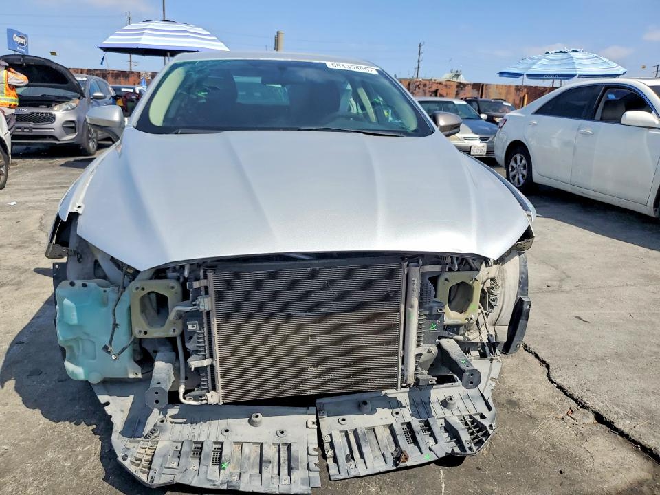 Photo 5 from auction – 2017 FORD FUSION with VIN 3FA6P0H76HR142801