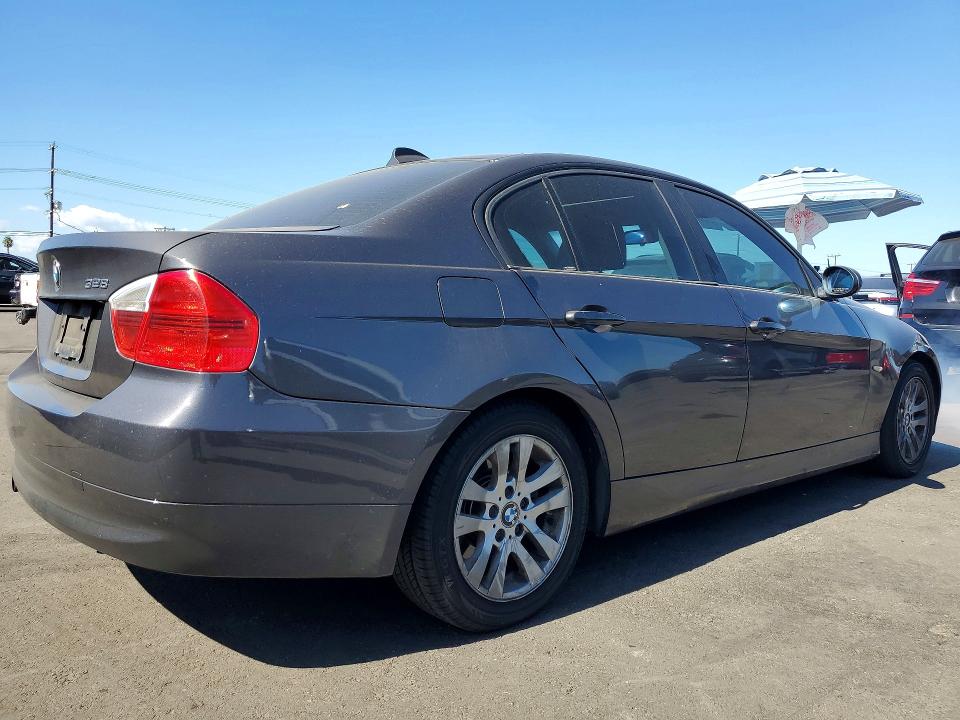 Photo 3 from auction – 2007 BMW 328 with VIN WBAVC53557FZ73333