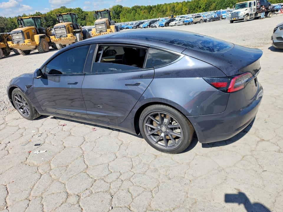 Foto 2 de la subasta – 2021 TESLA MODEL 3 con VIN 5YJ3E1EA1MF086030