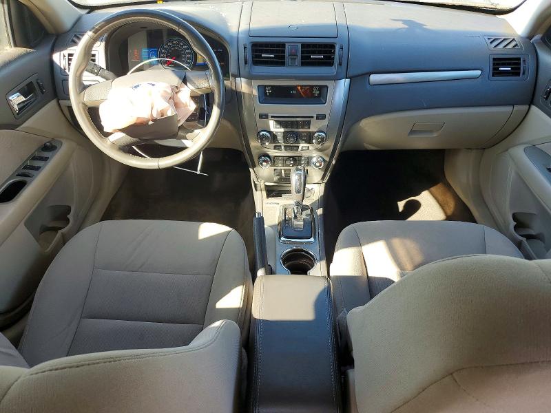 Zdjęcie 8 z aukcji – 2010 FORD FUSION z VIN 3FADP0L30AR406550