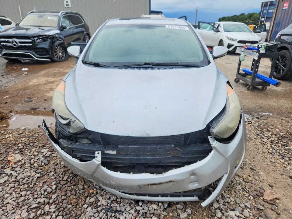 Photo 5 from auction – 2011 HYUNDAI ELANTRA with VIN 5NPDH4AE1BH002194