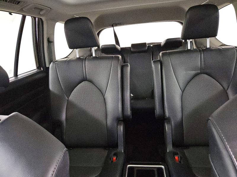 Photo 10 from auction – 2025 TOYOTA GRAND HIGHLANDER with VIN 5TDAAAA54SS024724