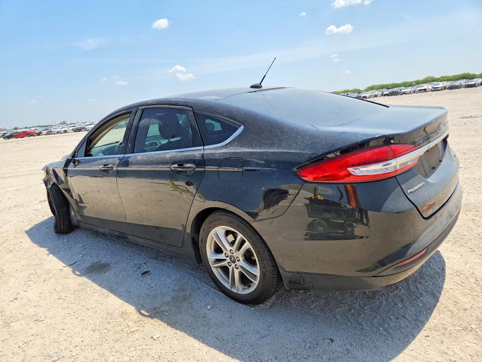 Photo 2 from auction – 2018 FORD FUSION with VIN 3FA6P0LU5JR274435