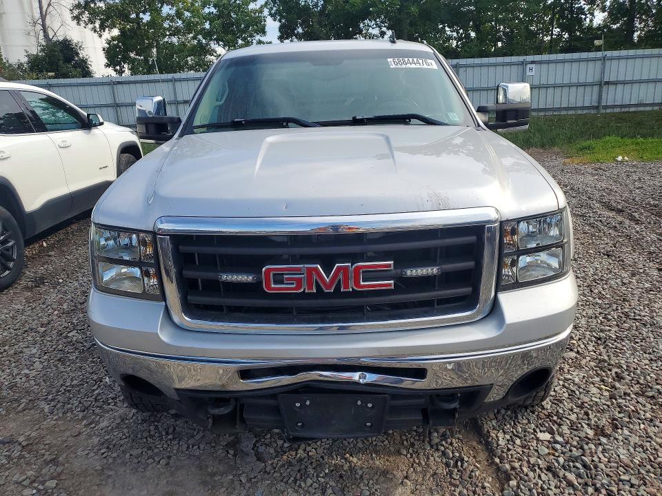Photo 5 from auction – 2010 GMC SIERRA with VIN 3GTRKVE31AG123434
