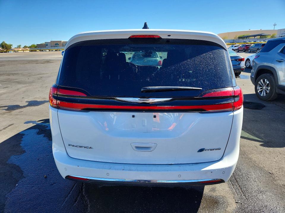 Photo 6 from auction – 2023 CHRYSLER PACIFICA with VIN 2C4RC1S72PR626826