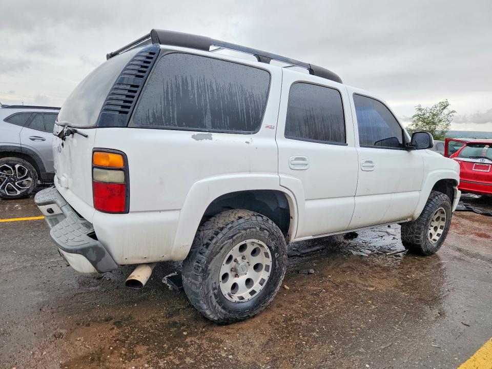 Снимка 3 от търг – 2006 CHEVROLET TAHOE с VIN 1GNEK13T86R124136