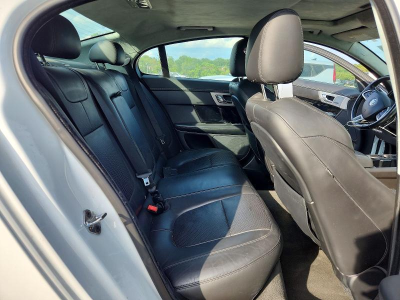 Photo 10 from auction – 2013 JAGUAR XF with VIN SAJWA0ES9DPS63958