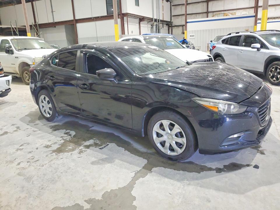Снимка 4 от търг – 2018 MAZDA 3 с VIN 3MZBN1U77JM194237