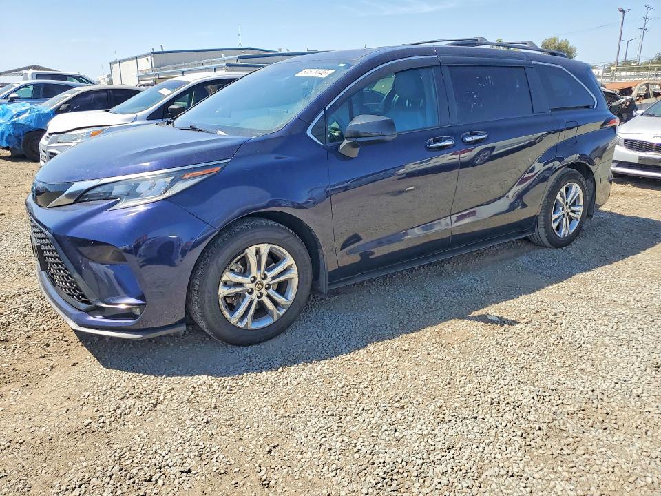 2022 TOYOTA SIENNA - Търг №68678646