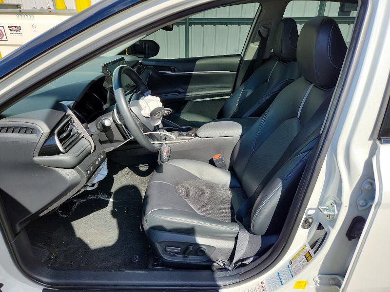 Photo 7 from auction – 2022 TOYOTA CAMRY with VIN 4T1K61BK8NU063631