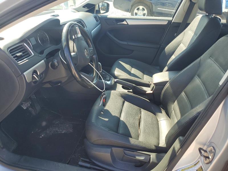 Photo 7 from auction – 2012 VOLKSWAGEN JETTA with VIN 3VWLX7AJ5CM389550