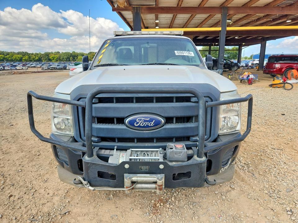 صورة رقم 5 من المزاد - 2012 FORD F250 مع VIN 1FTBF2B68CEC32406
