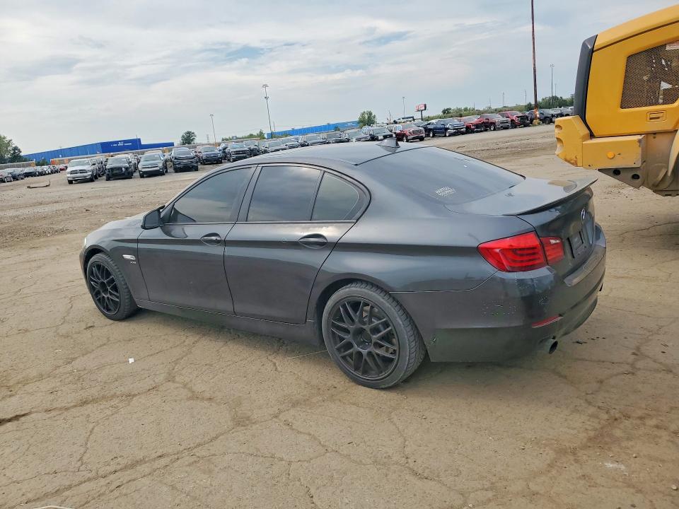 Zdjęcie 2 z aukcji – 2012 BMW 535 z VIN WBAFU7C59CDU64493