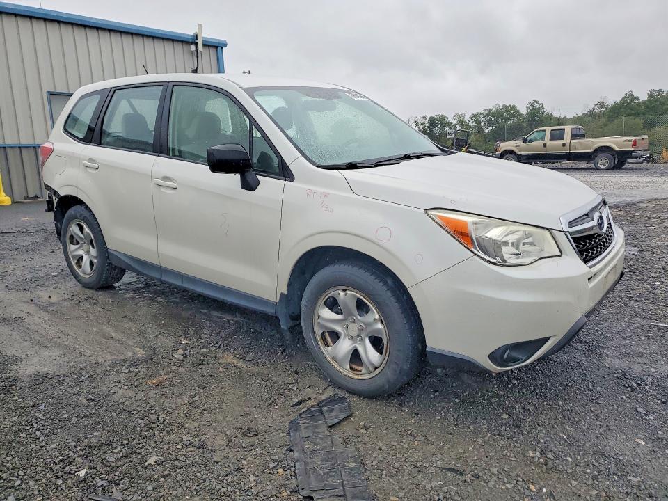 Снимка 4 от търг – 2015 SUBARU FORESTER с VIN JF2SJAAC3FG559693