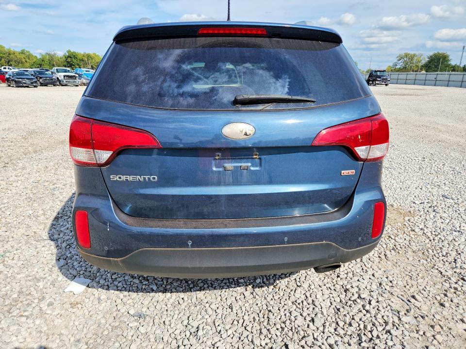 Photo 6 from auction – 2014 KIA SORENTO with VIN 5XYKT3A61EG442811