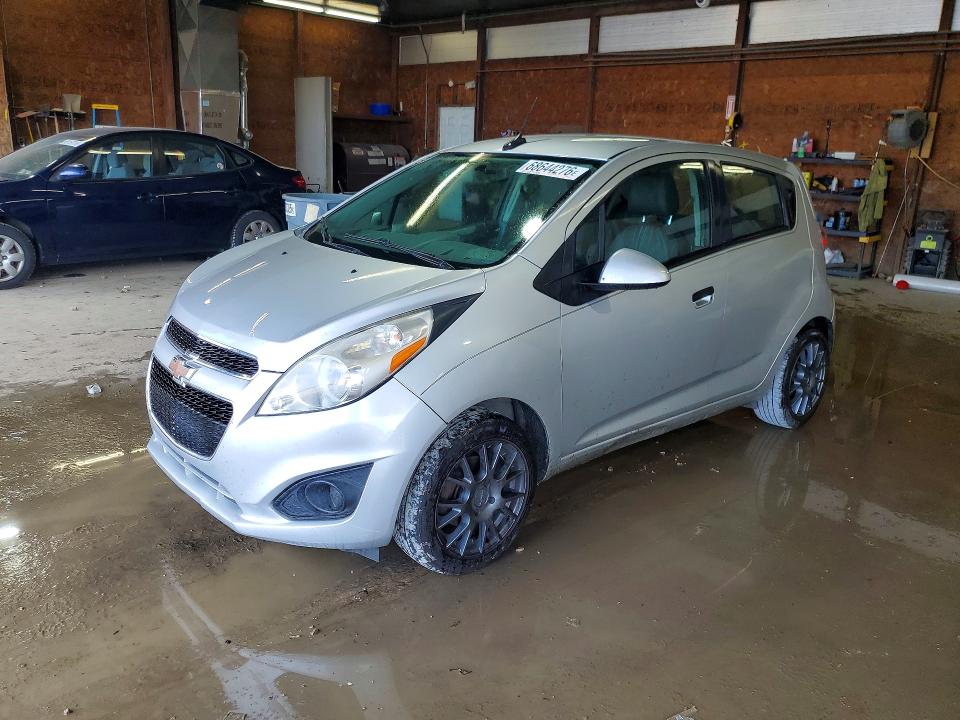 CHEVROLET SPARK 2013 с VIN KL8CB6S92DC570567 - Снимка от търг