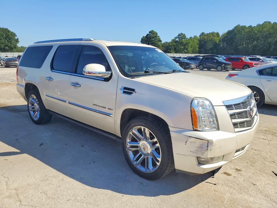 Photo 4 from auction – 2014 CADILLAC ESCALADE with VIN 1GYS4KEF0ER133554