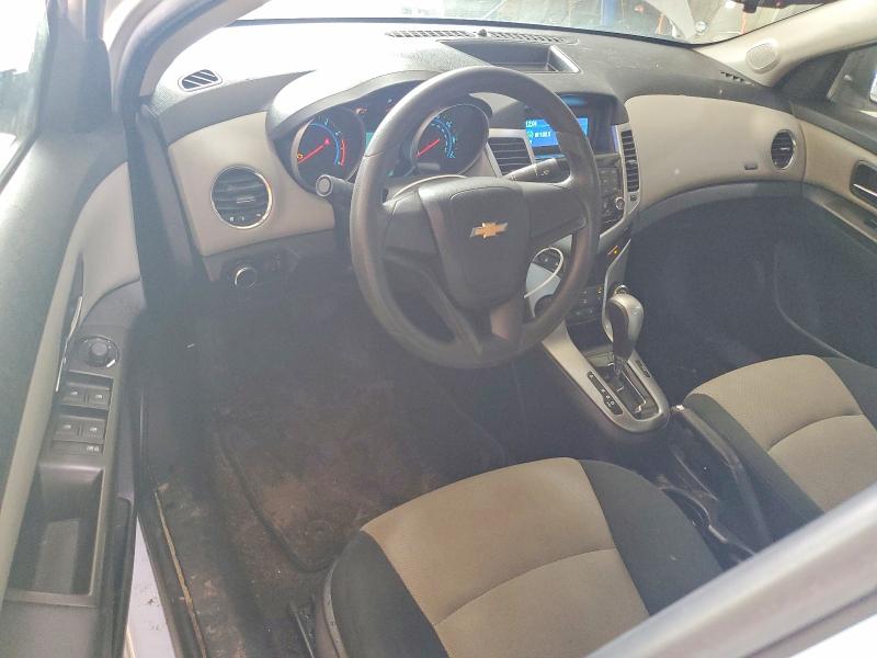 Photo 8 from auction – 2012 CHEVROLET CRUZE with VIN 1G1PC5SH8C7238267