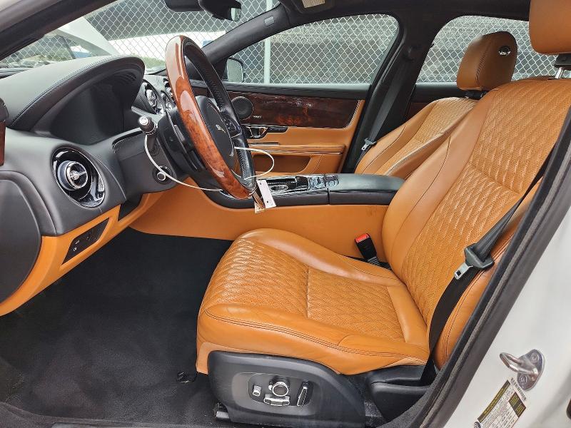 Photo 7 from auction – 2019 JAGUAR XJL with VIN SAJWJ2GD8K8W19785