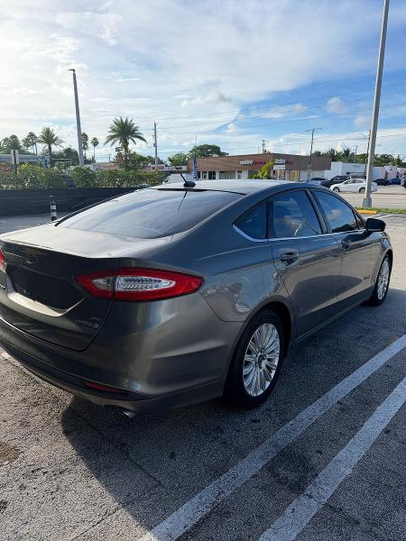 Photo 4 from auction – 2013 FORD FUSION with VIN 3FA6P0LU4DR217938