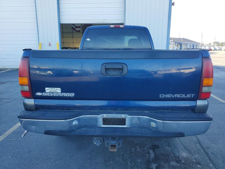 Photo 6 from auction – 2000 CHEVROLET SILVERADO with VIN 1GCGK29U4YE148676
