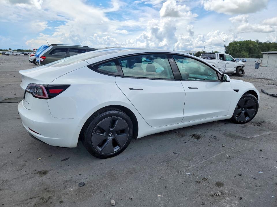 Photo 3 from auction – 2021 TESLA MODEL 3 with VIN 5YJ3E1EB4MF988387