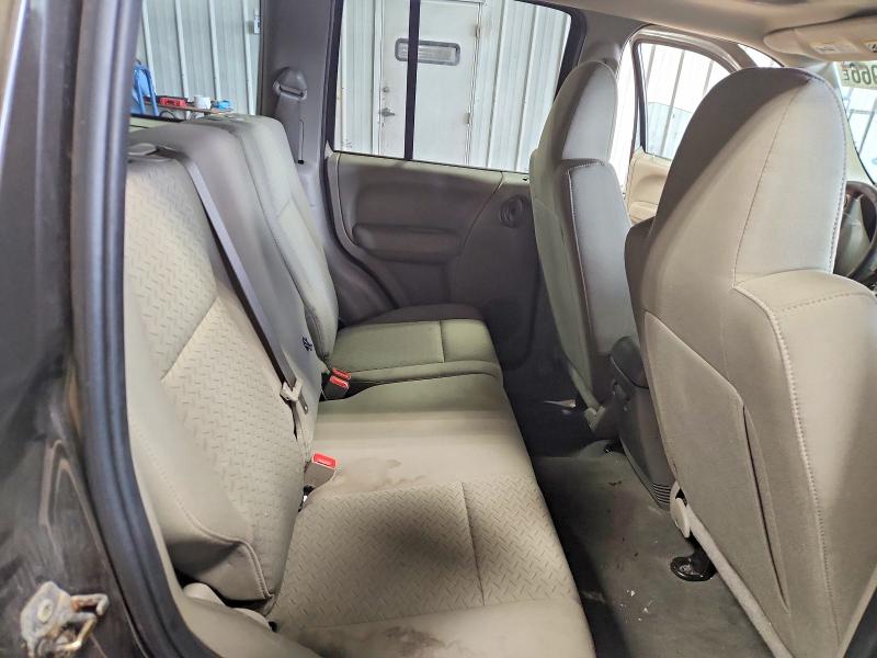 Photo 11 from auction – 2005 JEEP LIBERTY with VIN 1J4GL38K65W672107
