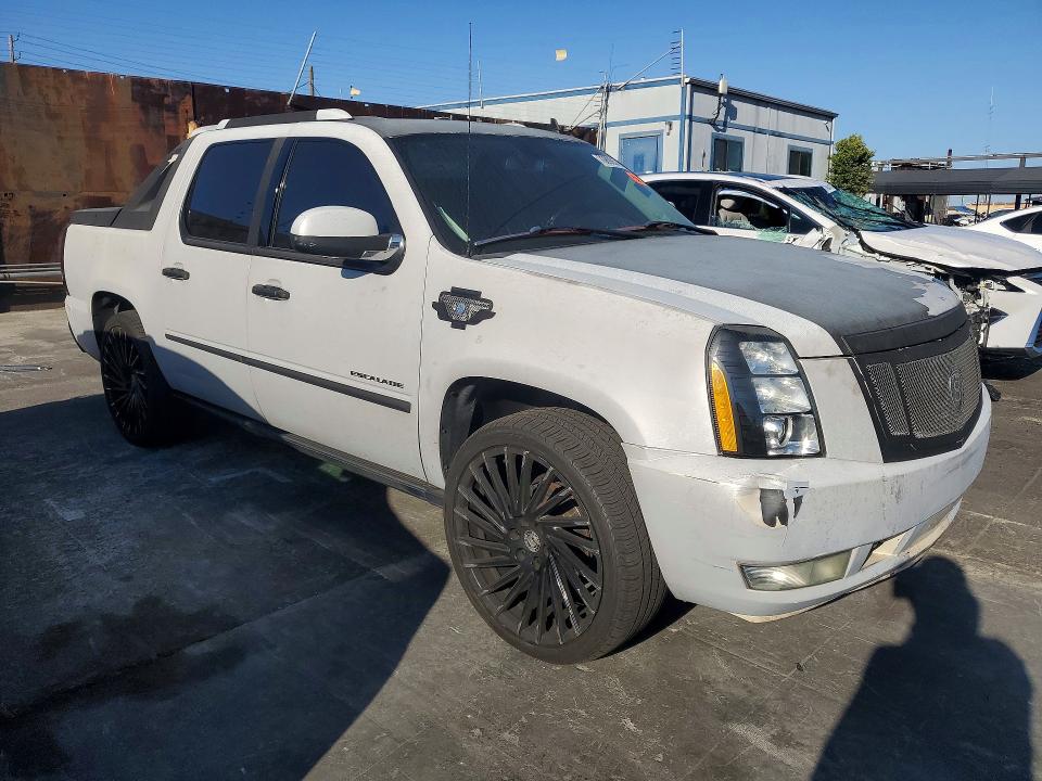 Photo 4 from auction – 2007 CADILLAC ESCALADE with VIN 3GYFK62857G283831