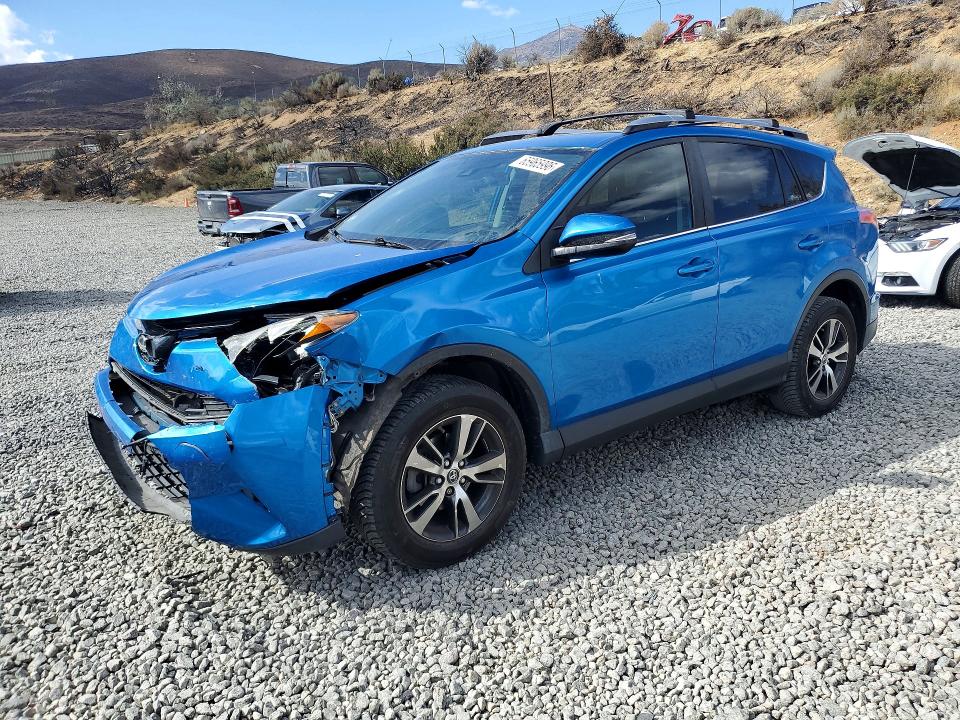 Photo 1 from auction – 2018 TOYOTA RAV4 with VIN JTMRFREV1JJ747410