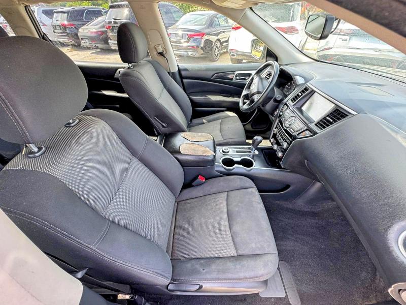 Photo 5 from auction – 2019 NISSAN PATHFINDER with VIN 5N1DR2MM9KC636476