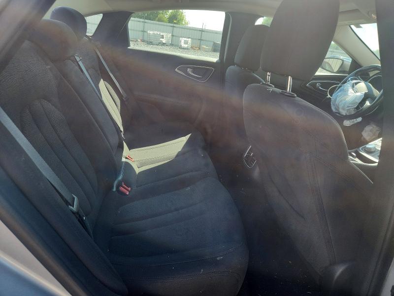 Photo 10 from auction – 2015 CHRYSLER 200 with VIN 1C3CCCAB7FN536871