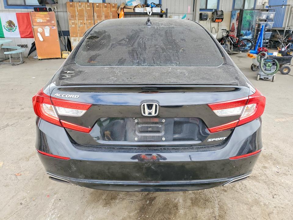 Photo 6 from auction – 2018 HONDA ACCORD with VIN 1HGCV1F39JA183997