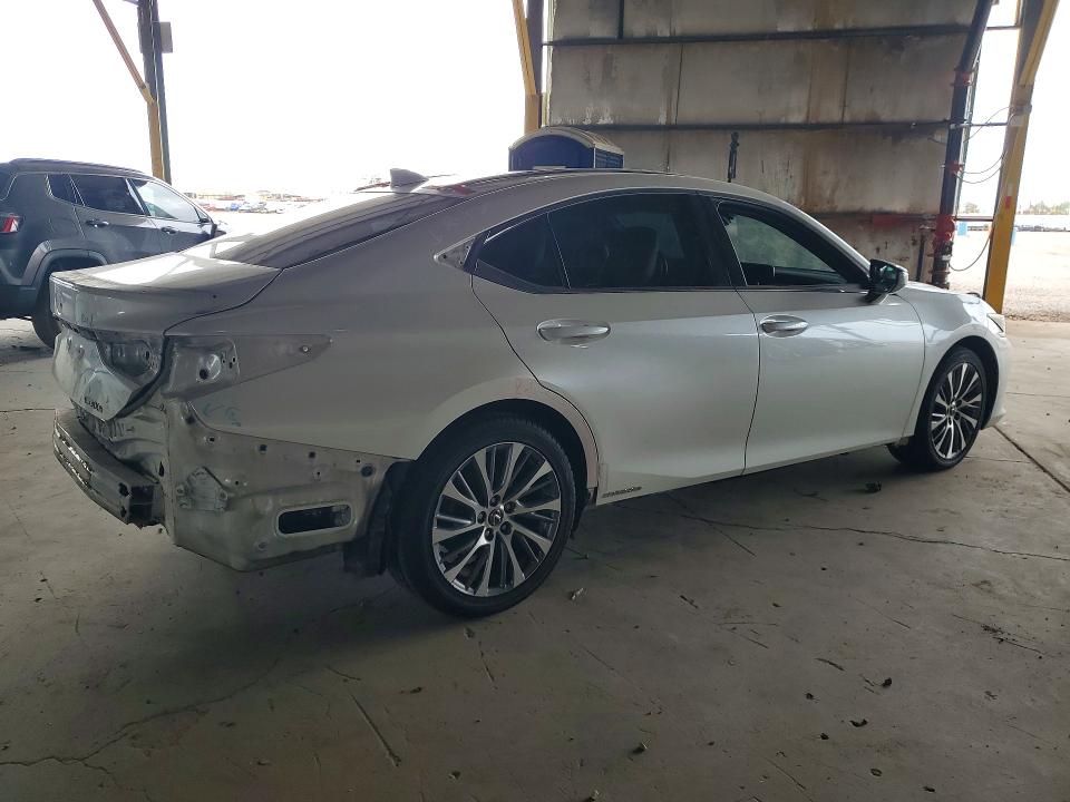 صورة رقم 3 من المزاد - 2020 LEXUS ES مع VIN 58AD21B13LU011776
