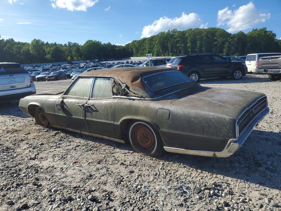 Foto 2 de la subasta – 1967 FORD THUNDERBIRD con VIN 7Y84Z154082