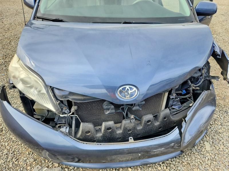 Photo 12 from auction – 2014 TOYOTA SIENNA with VIN 5TDYK3DC1ES518075