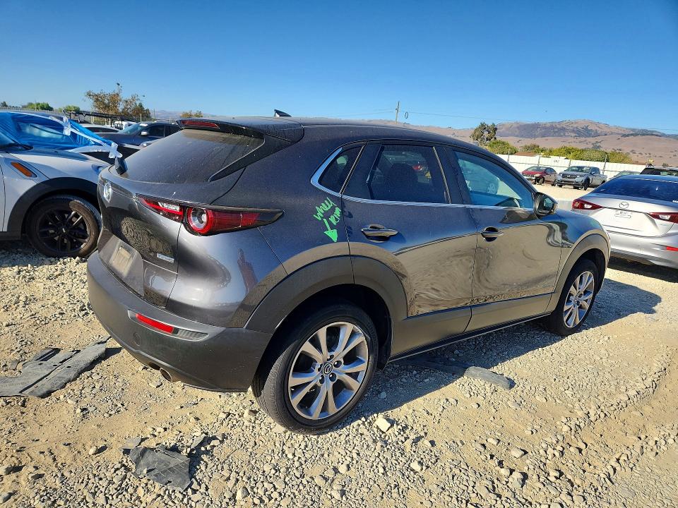 صورة رقم 3 من المزاد - 2020 MAZDA CX-30 مع VIN 3MVDMADL7LM102637