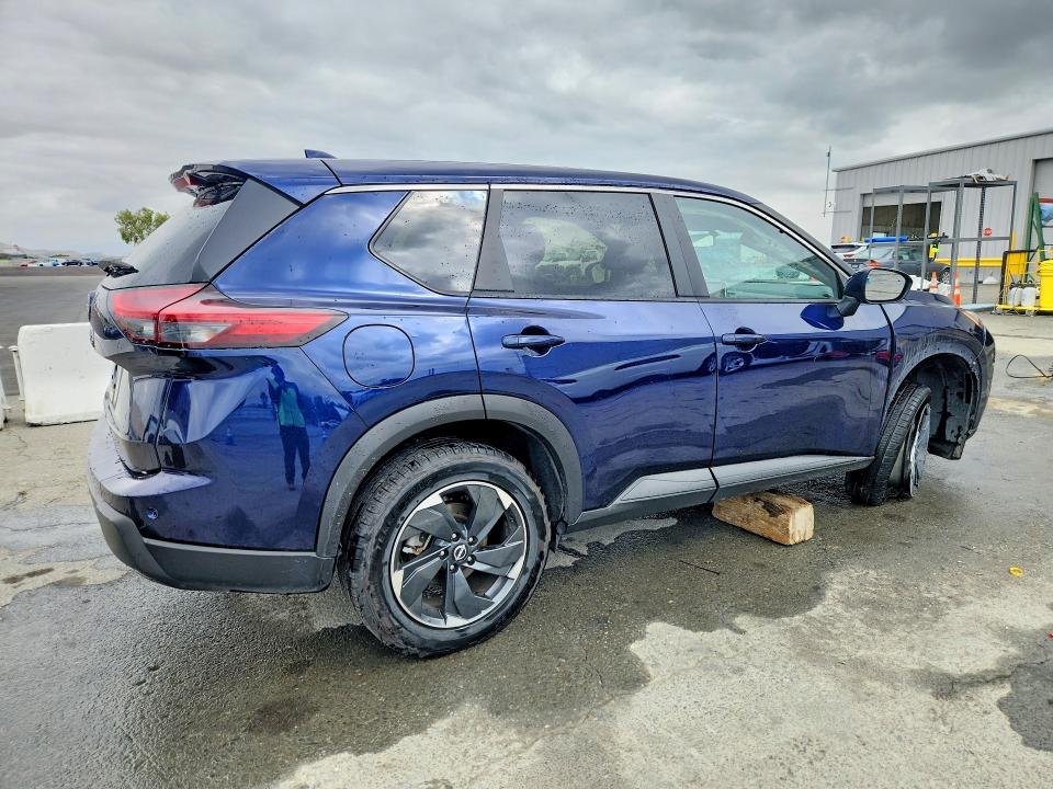 Photo 3 from auction – 2025 NISSAN ROGUE with VIN JN8BT3BA6SW008261