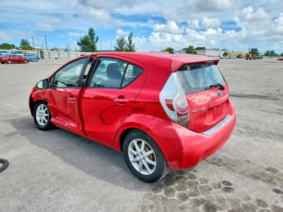 Photo 2 from auction – 2012 TOYOTA PRIUS C with VIN JTDKDTB30C1502012