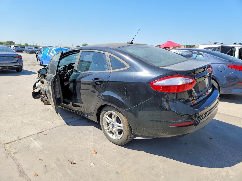 Photo 2 from auction – 2017 FORD FIESTA with VIN 3FADP4BJ5HM155975